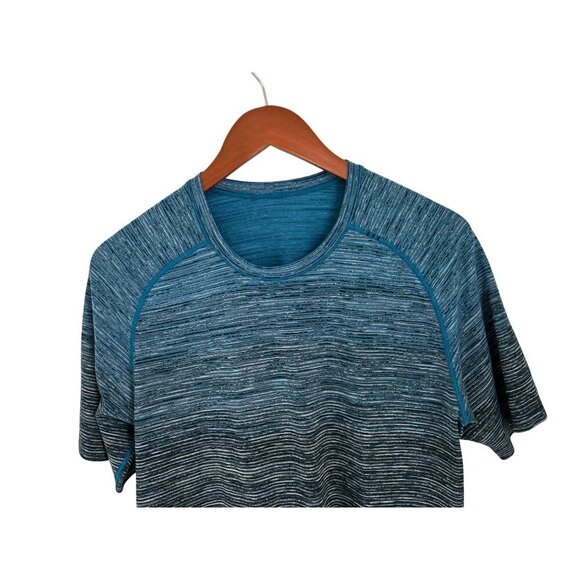 Lululemon Mens Blue Striped Short Sleeve Athletic T-Shirt Size M - Picture 9 of 9
